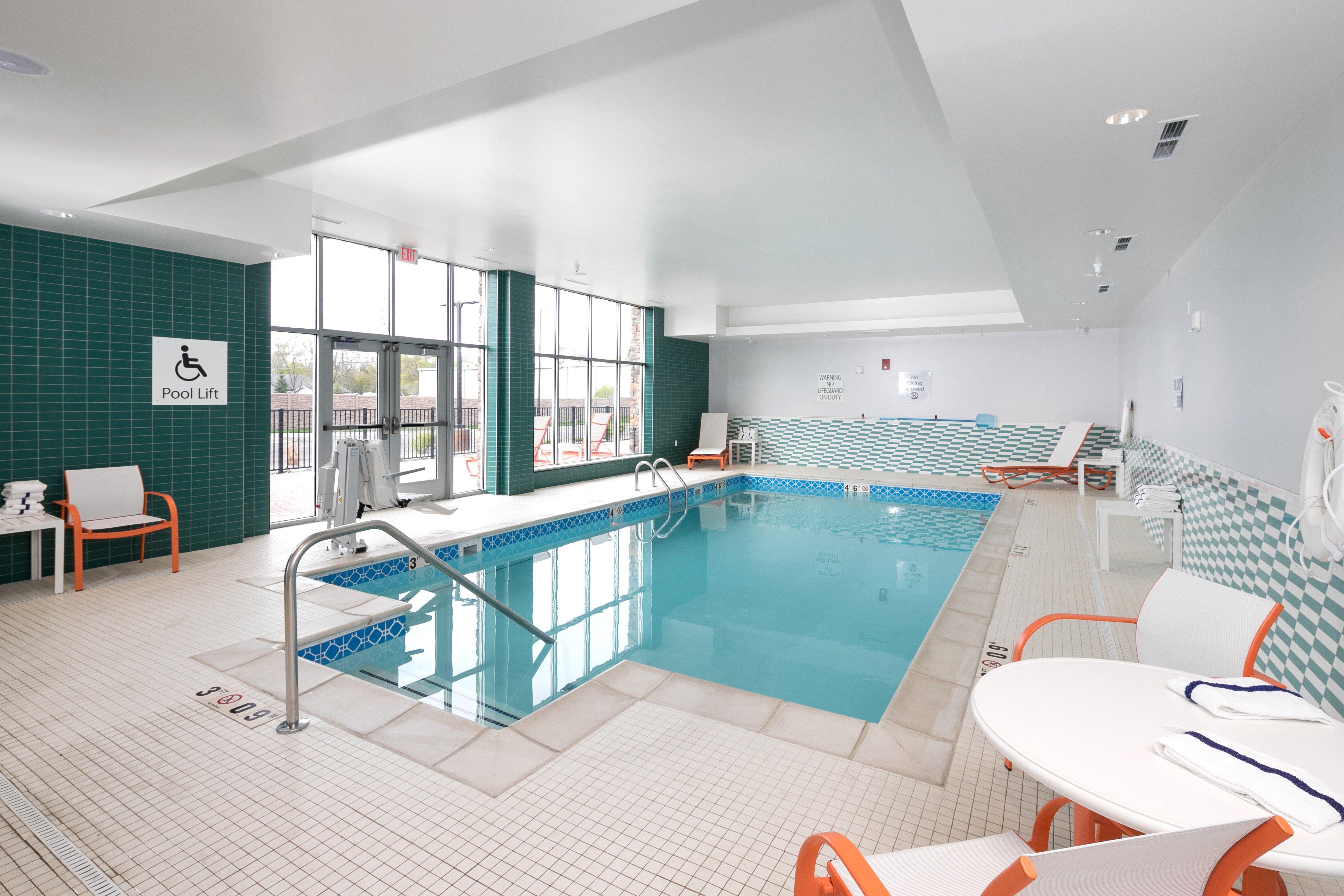Holiday Inn Hotel & Suites - Mount Pleasant By Ihg Екстериор снимка