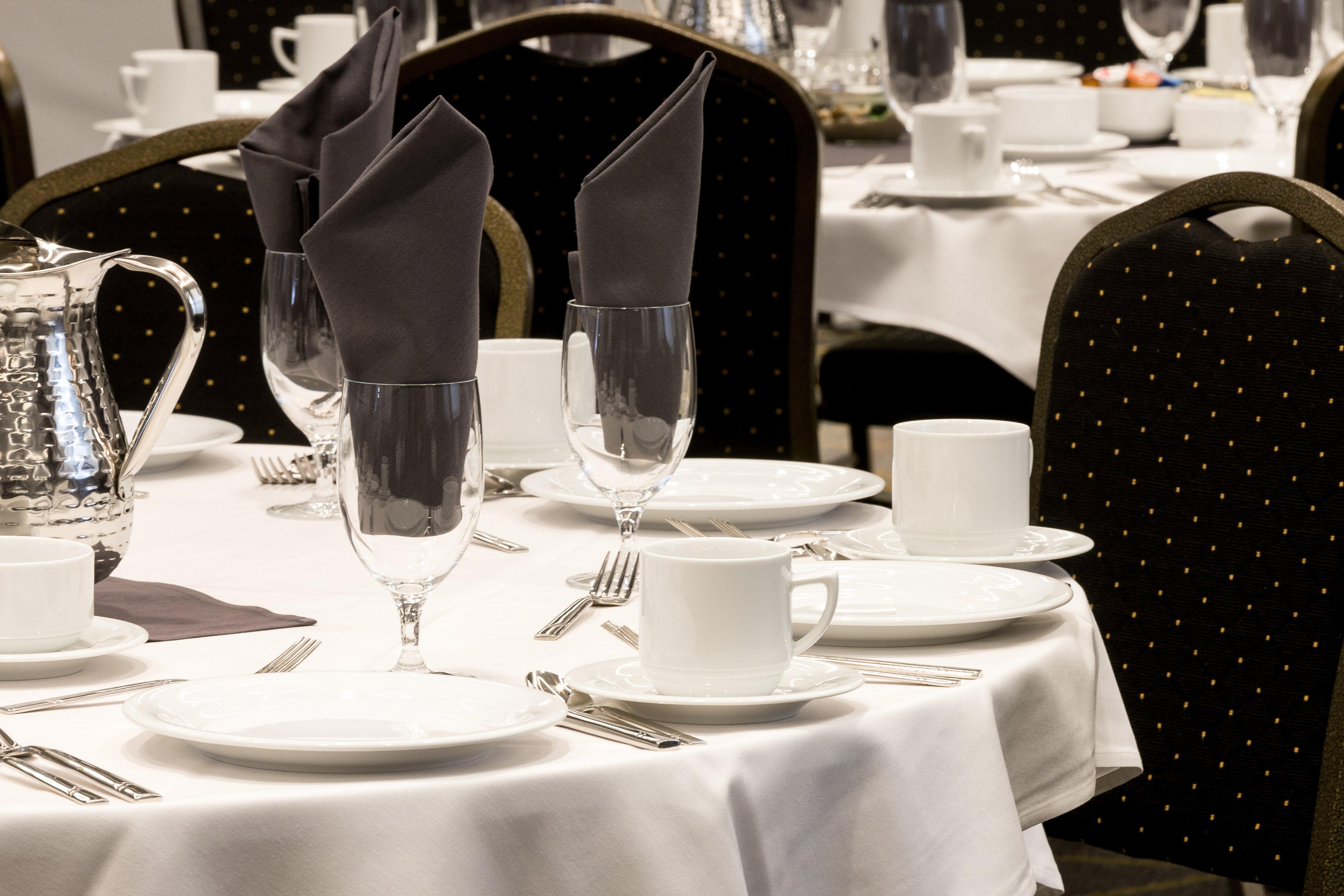 Holiday Inn Hotel & Suites - Mount Pleasant By Ihg Екстериор снимка